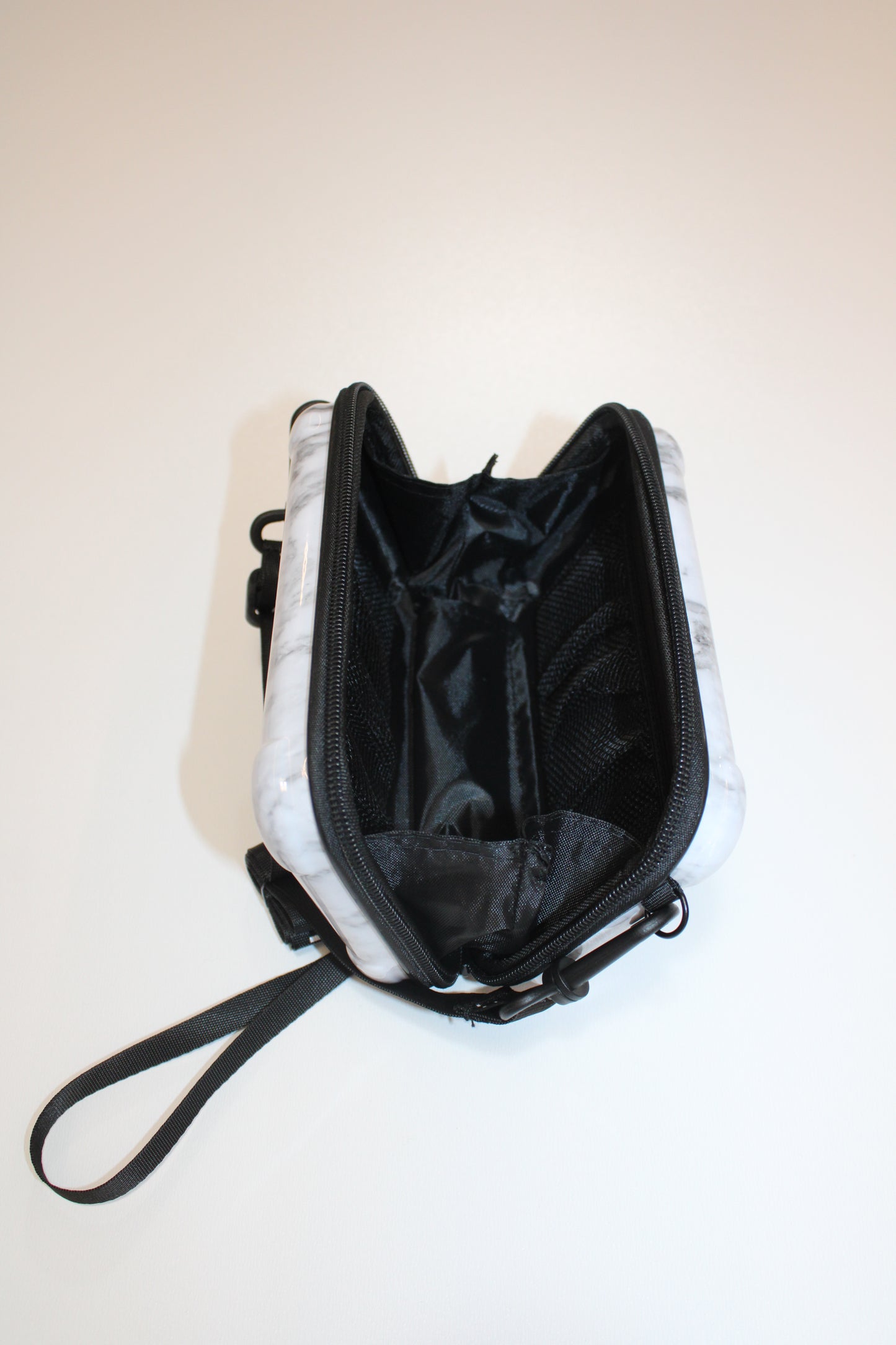 Pochette rigida