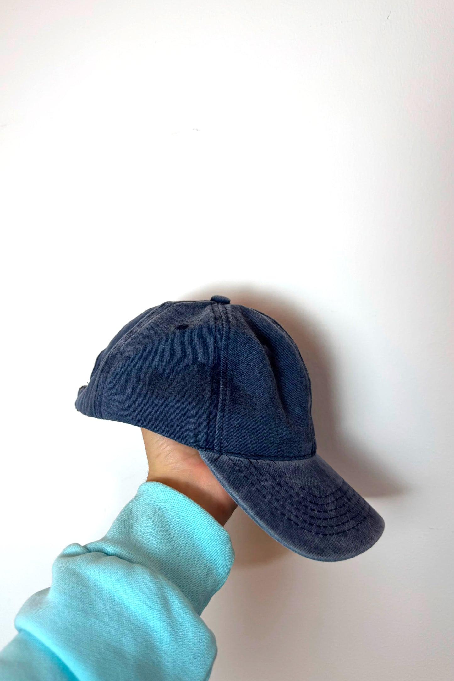 Cappello visiera piatta