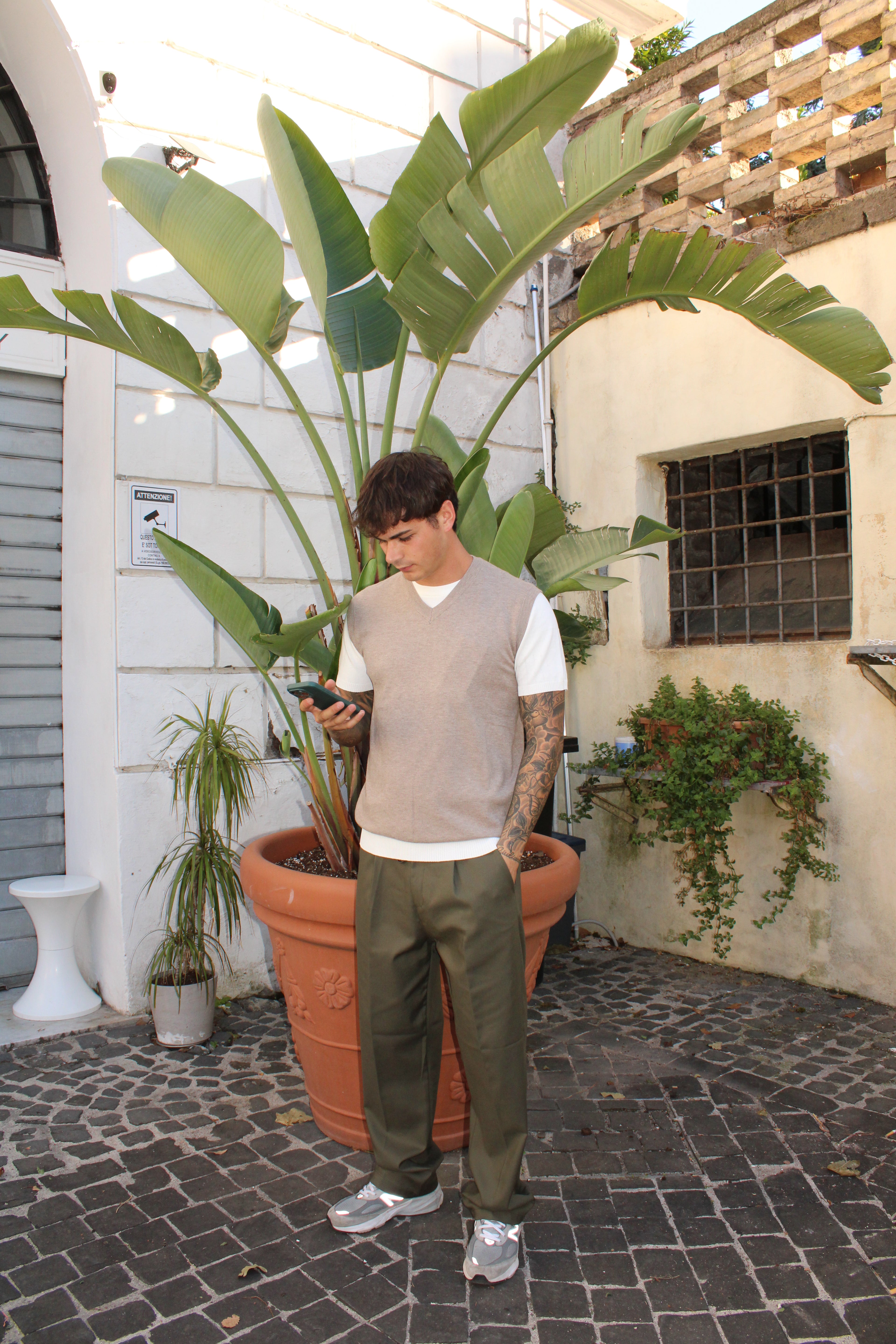 Smanicato sartoriale - Scollo a V