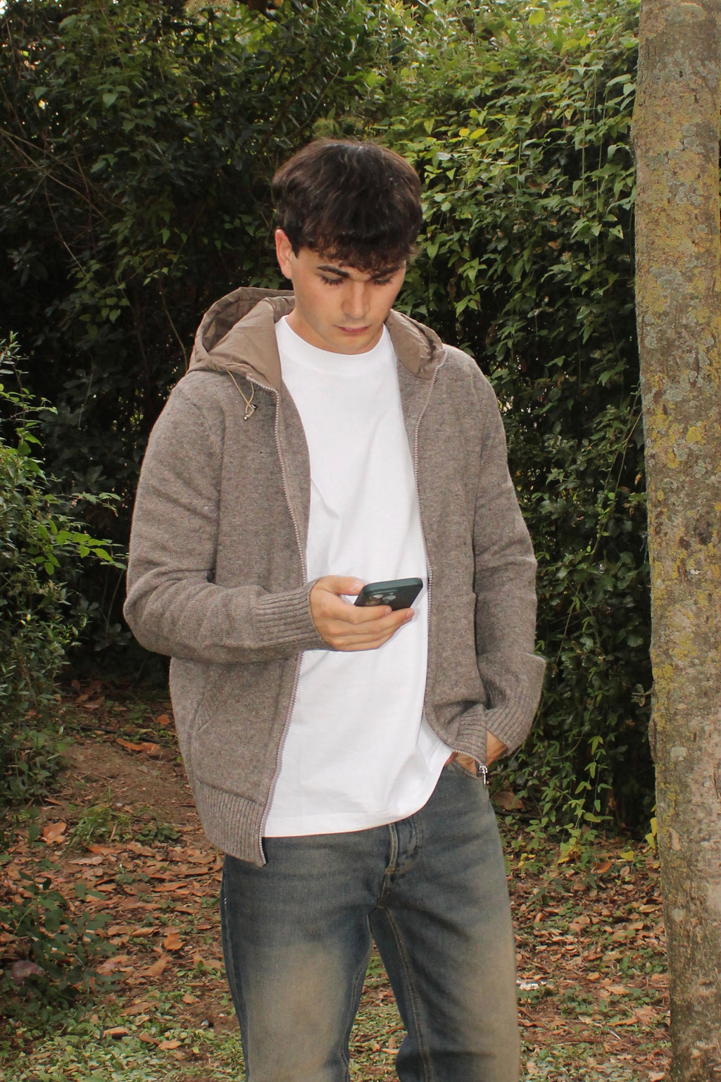 Giacca in maglia con cappuccio