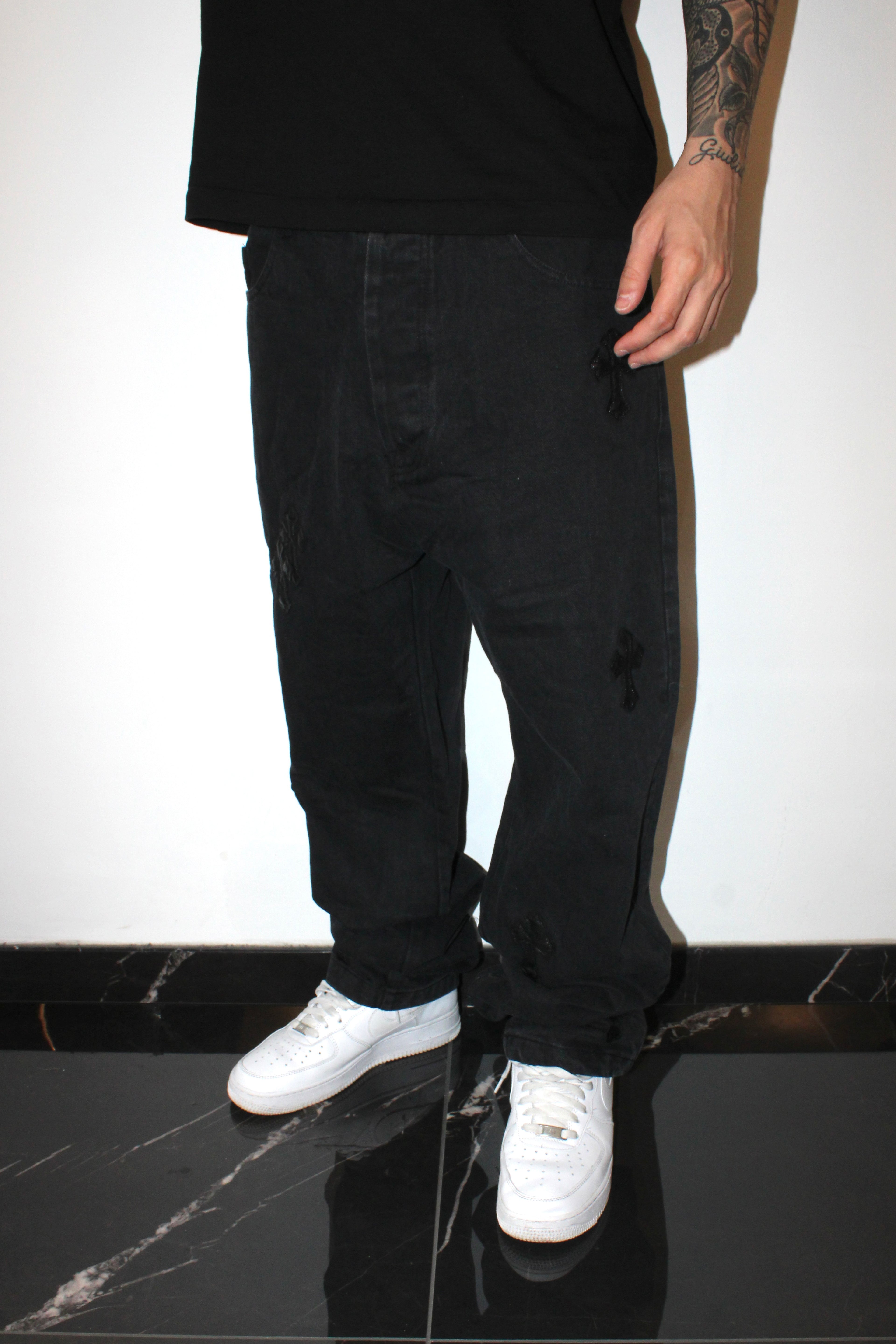 Jeans baggy dettaglio croci