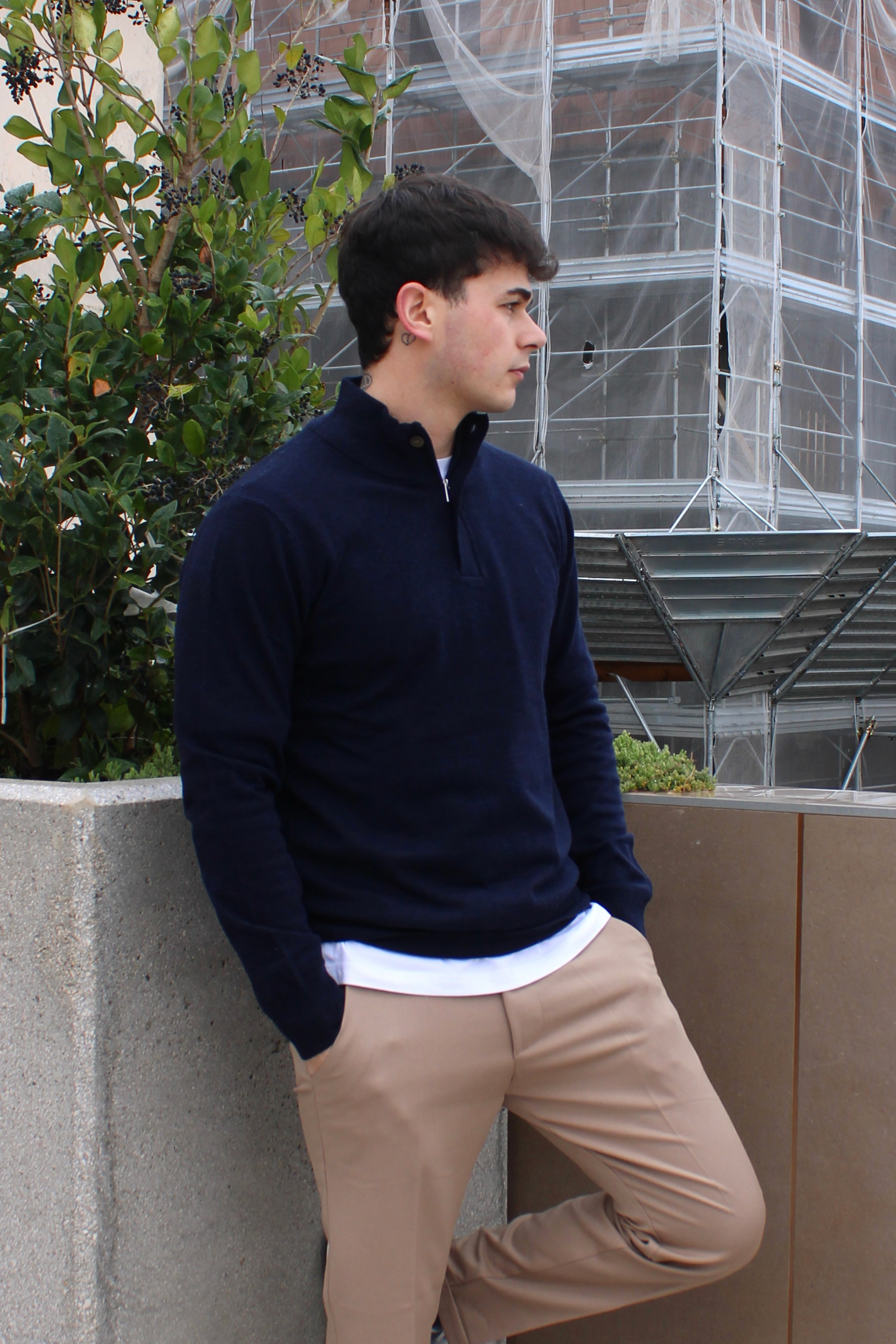 Pullover a collo alto con chiusura a bottone - 10% Lana