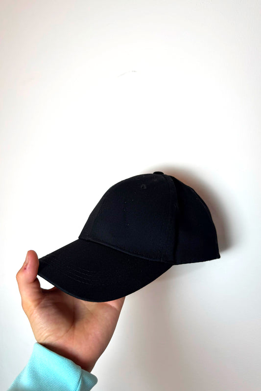 Cappello visiera piatta NERO