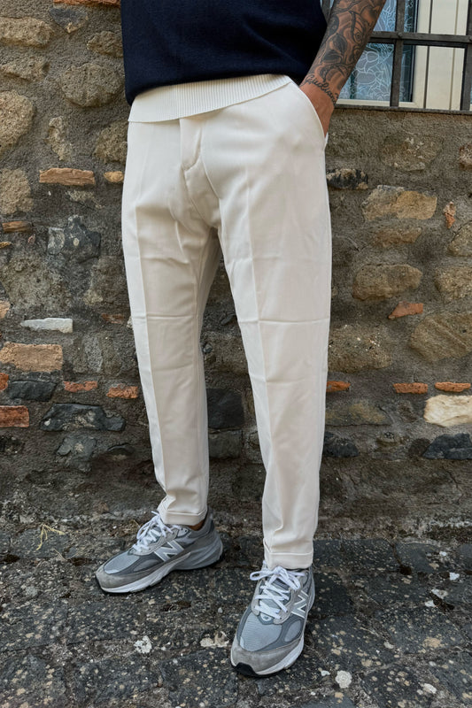 Pantalone sartoriale con risvolto cucito - Regular fit